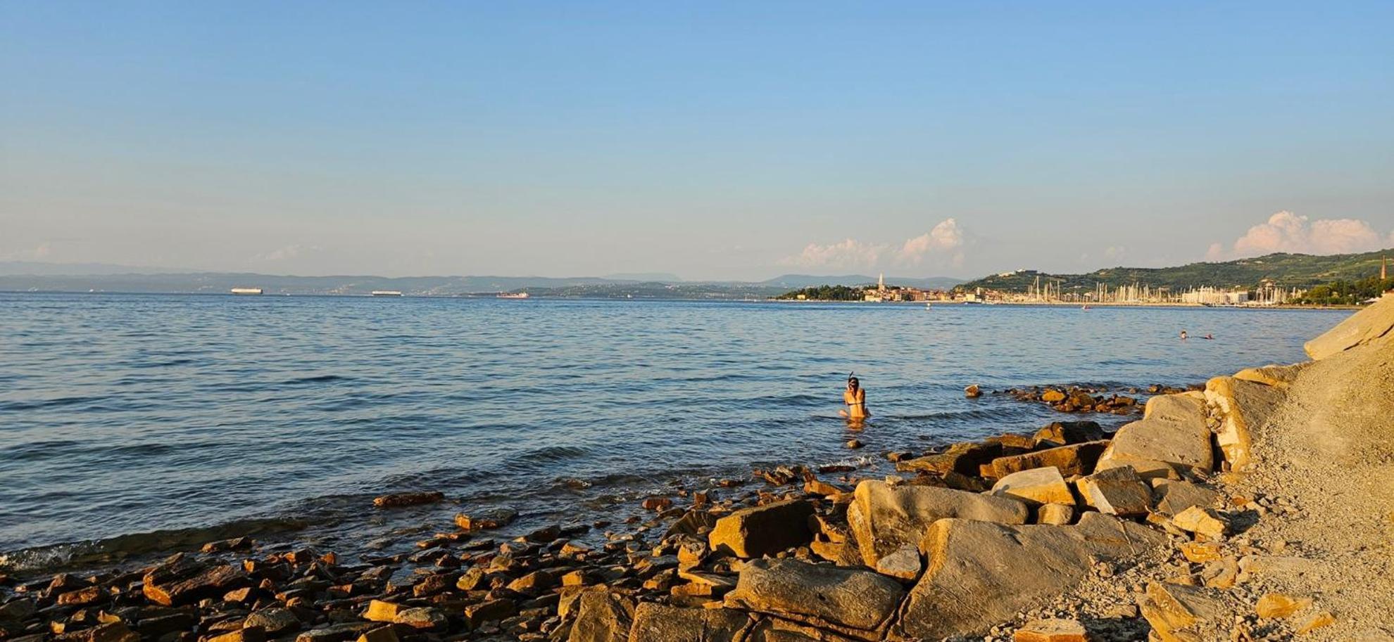 Sea view apartment Renzzo Strunjan Exterior foto